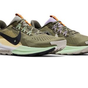 Nike pegasus trail 5 olive